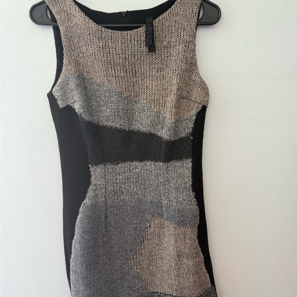 Desigual Knit Wool Alpaca Size small Sleeveless Midi Dress Black/Gray Preowned - Picture 3 of 5